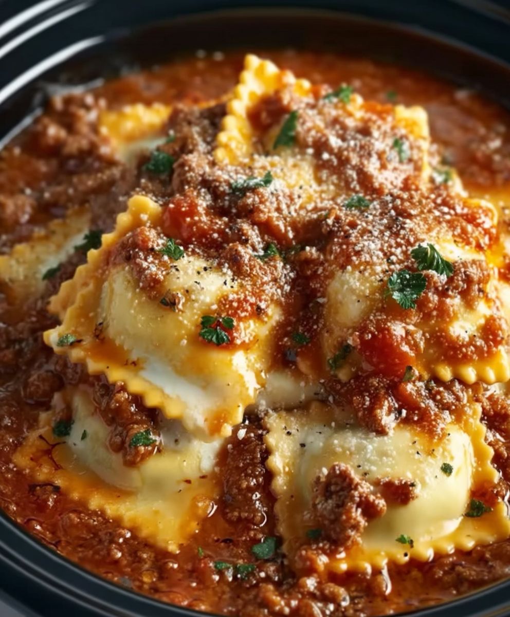 Crockpot ravioli lasagna