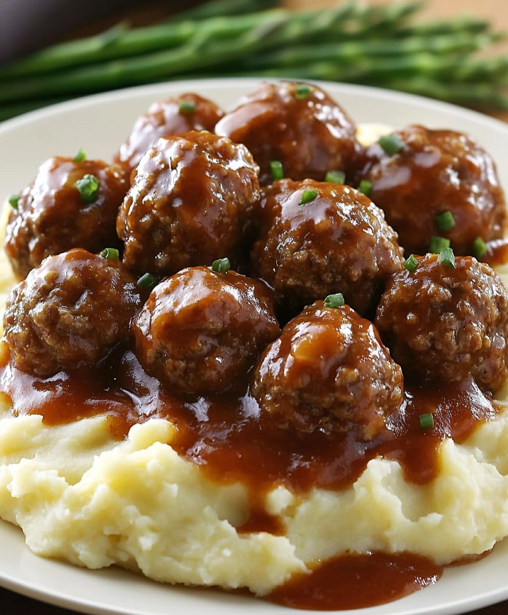 Salisbury Meatballs Mashed Potatoes